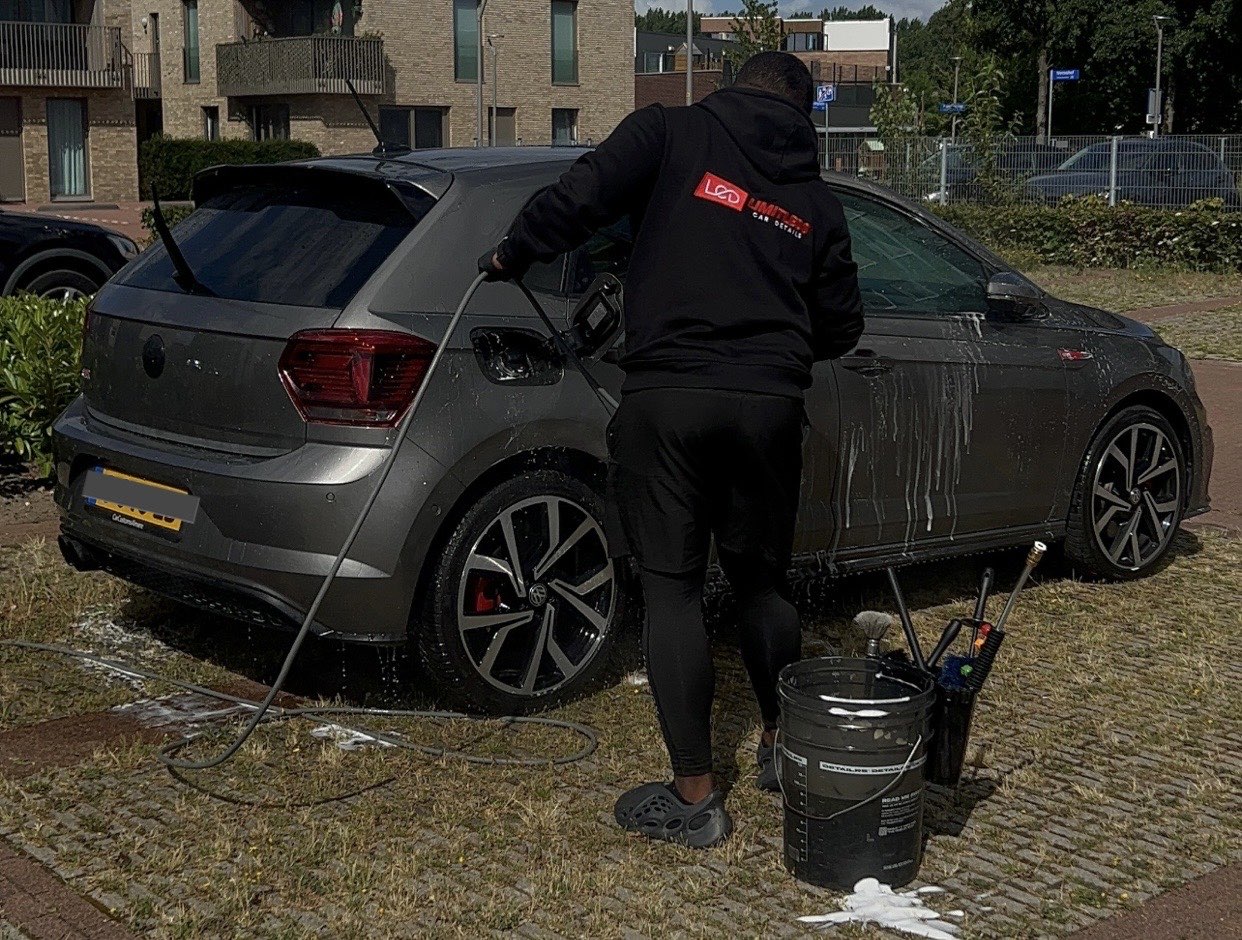 Autodetailing door Limitless Car Details in Beverwijk